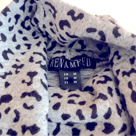 Leopard Print Mini Dress in Light Grey - Picture 6 of 8